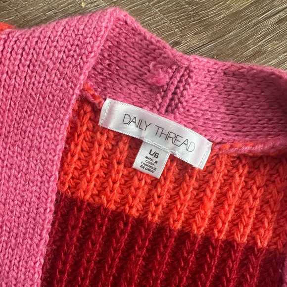 Vibrant Striped Women's Long Cardigan - Picture 5 of 6